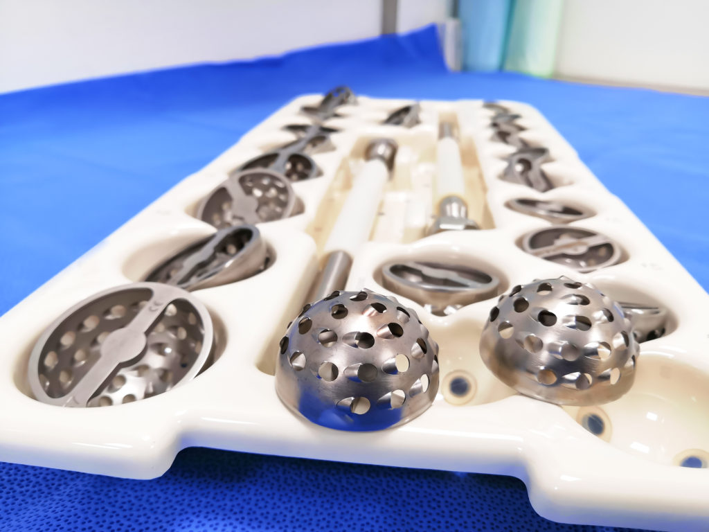 electropolishing medical devices and instruments